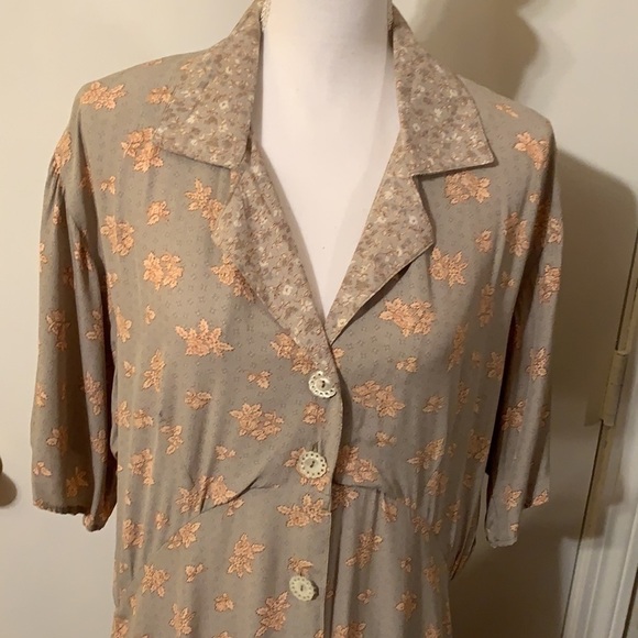 Dress To Kill Vintage Floral Maxi Cottagecore Button Down Dress by Jane Mohr - Picture 6 of 13